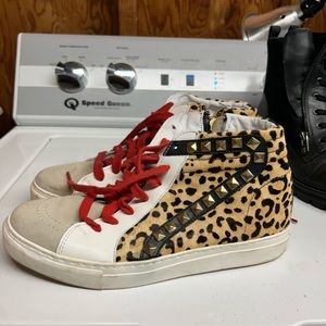 Steve Madden high tops
